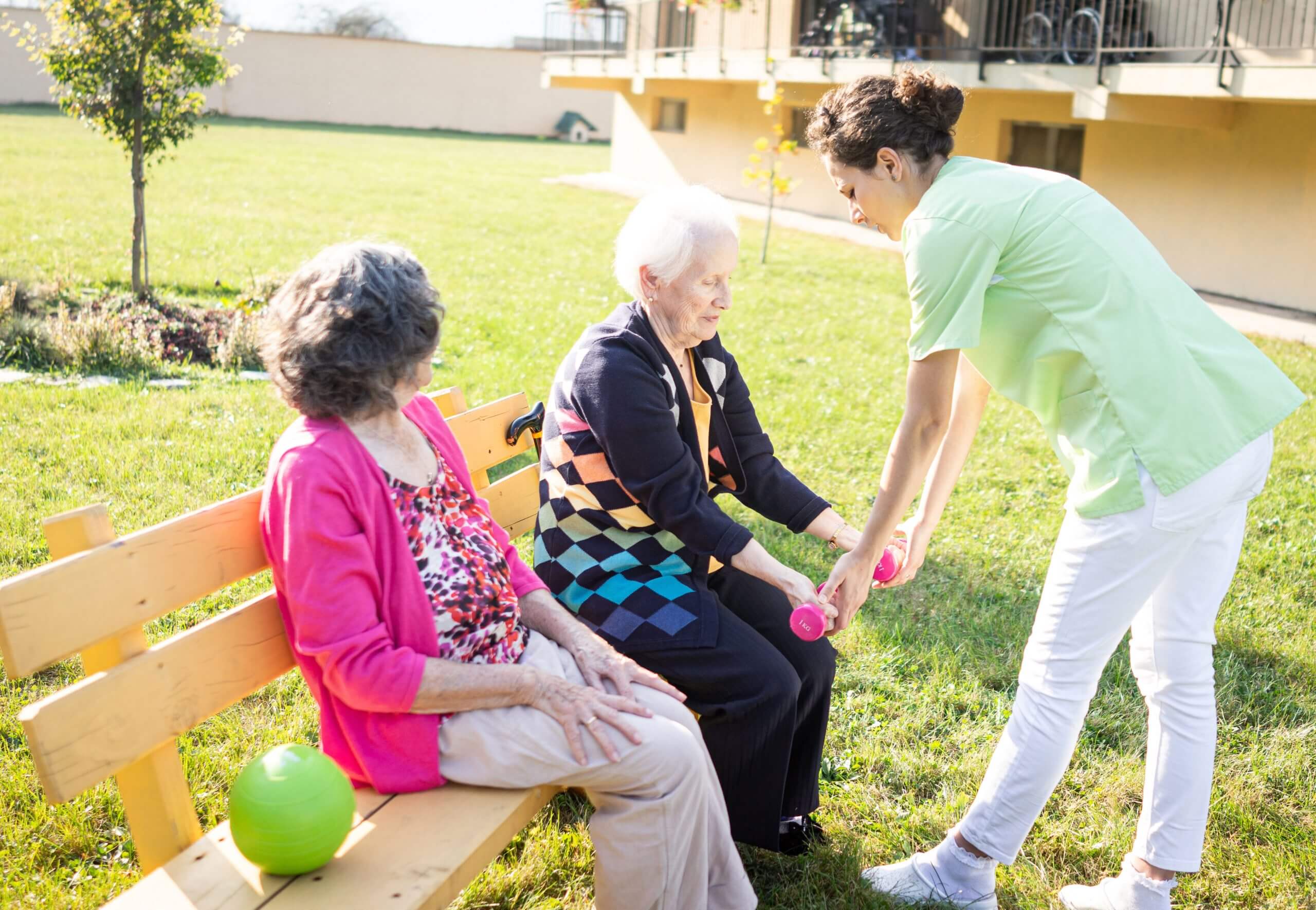 How Independent Senior Living In Jenks, OK Promotes A Healthy Lifestyle